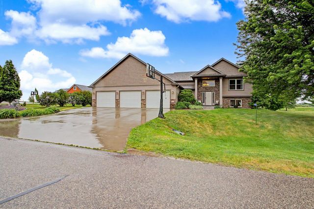 60722 254th Avenue, Mantorville, MN 55955