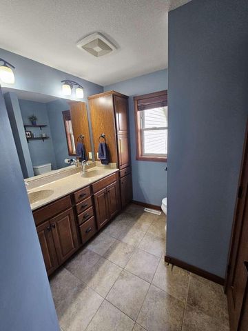 60722 254th Avenue, Mantorville, MN 55955