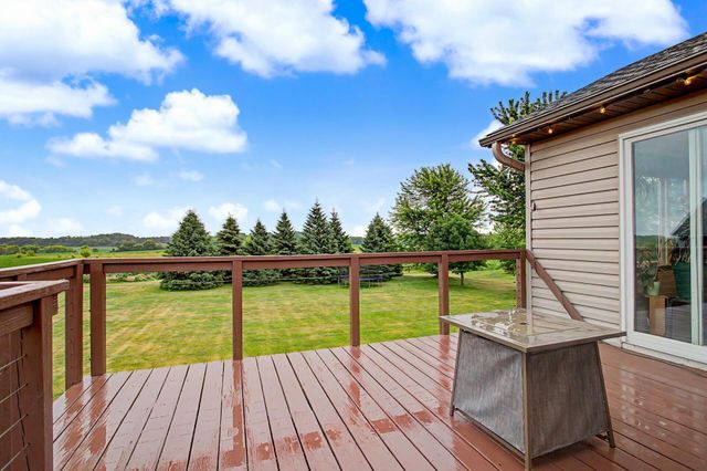 60722 254th Avenue, Mantorville, MN 55955
