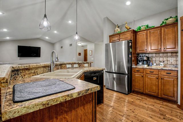 60722 254th Avenue, Mantorville, MN 55955