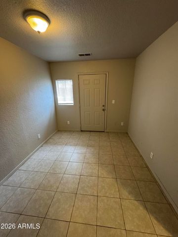 1702 W SHANGRI LA Road, Phoenix, AZ 85029