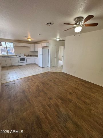 1702 W SHANGRI LA Road, Phoenix, AZ 85029