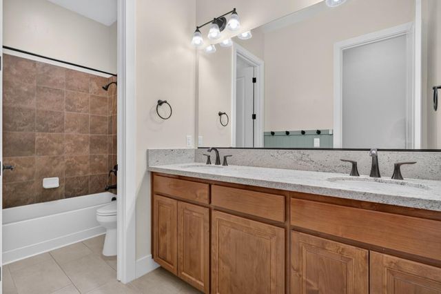 300 Yorktown Ct, Roseville, CA 95747