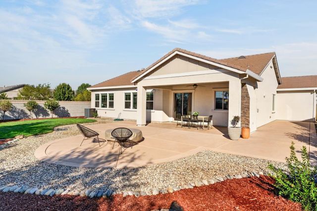300 Yorktown Ct, Roseville, CA 95747