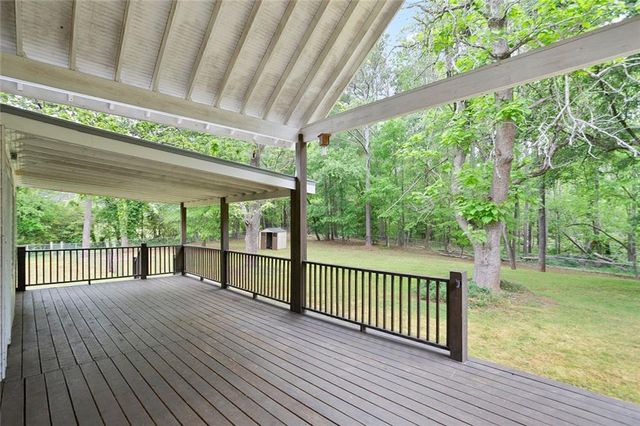 1830 Lost Mountain Road, Powder Springs, GA 30127