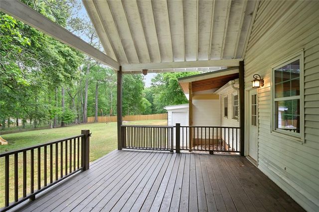 1830 Lost Mountain Road, Powder Springs, GA 30127