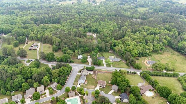 1830 Lost Mountain Road, Powder Springs, GA 30127
