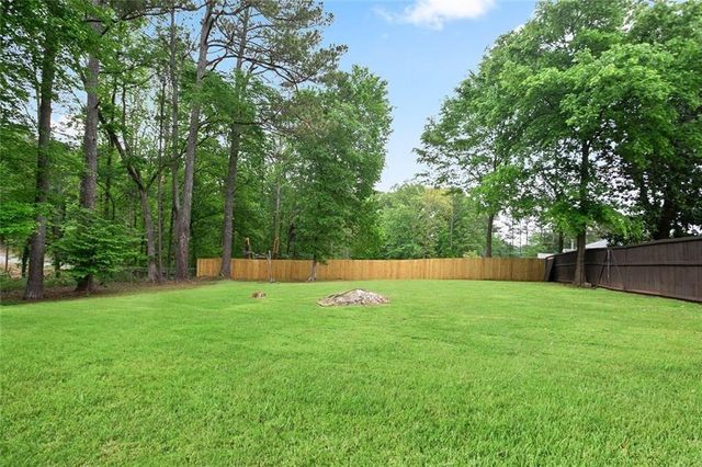 1830 Lost Mountain Road, Powder Springs, GA 30127