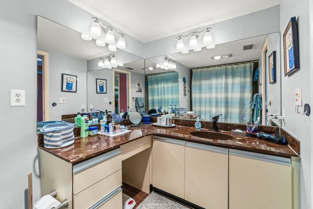 5687 Fairway Park Drive, Boynton Beach, FL 33437
