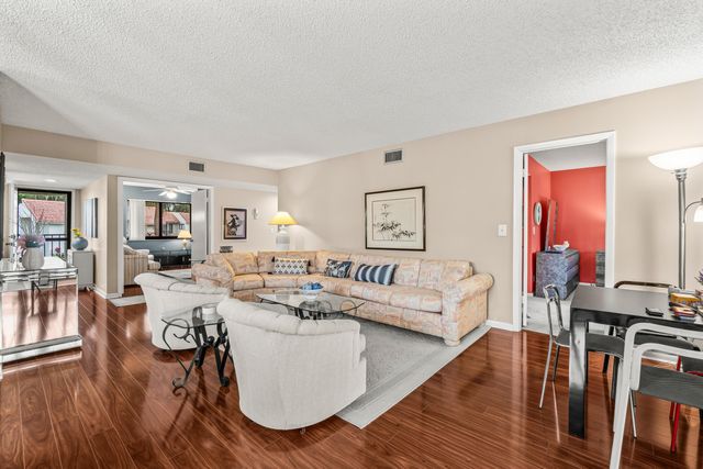 5687 Fairway Park Drive, Boynton Beach, FL 33437