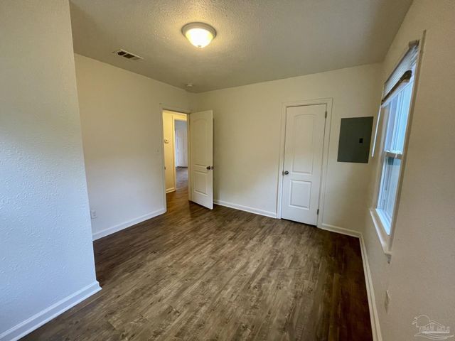 209 Maple St, Pensacola, FL 32506