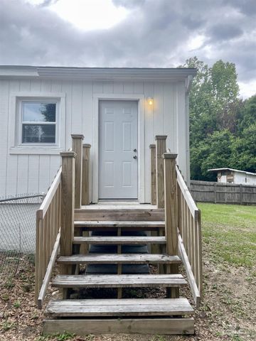 209 Maple St, Pensacola, FL 32506