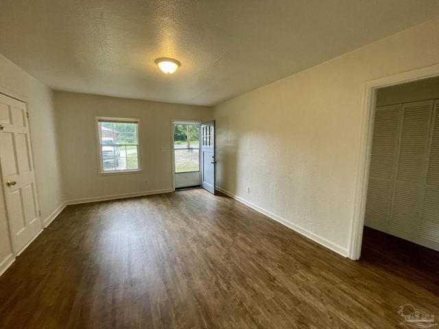 209 Maple St, Pensacola, FL 32506