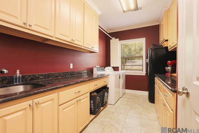 2228 Cloverdale Ave, Baton Rouge, LA 70808