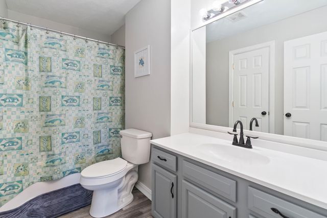 207 Clover Pointe Drive, Somerset, KY 42503