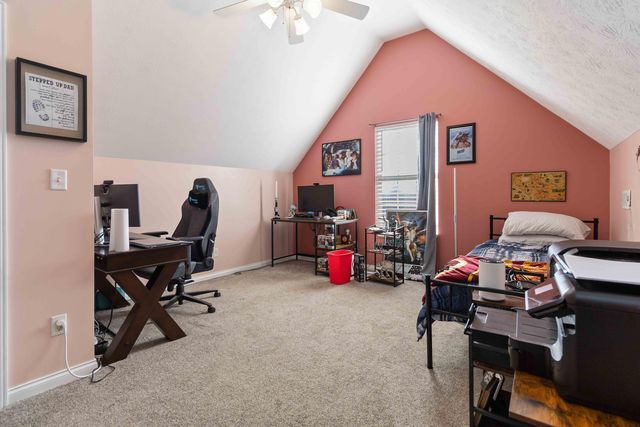 207 Clover Pointe Drive, Somerset, KY 42503