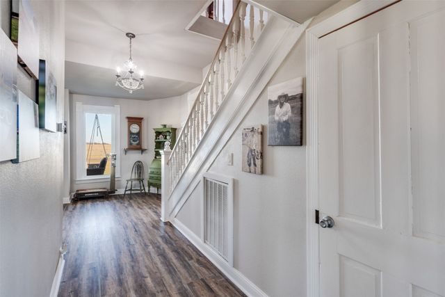 945 Quarter Horse Lane, Bellevue, TX 76228