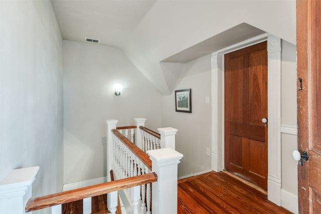 945 Quarter Horse Lane, Bellevue, TX 76228