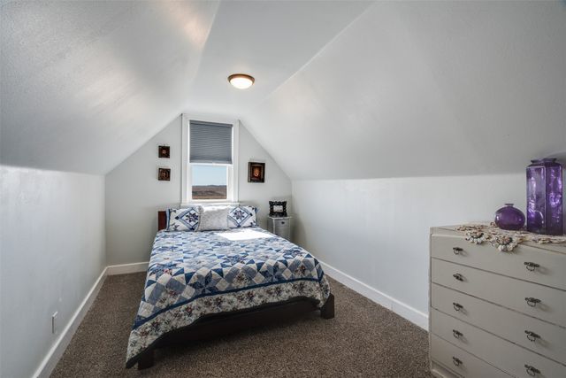 945 Quarter Horse Lane, Bellevue, TX 76228