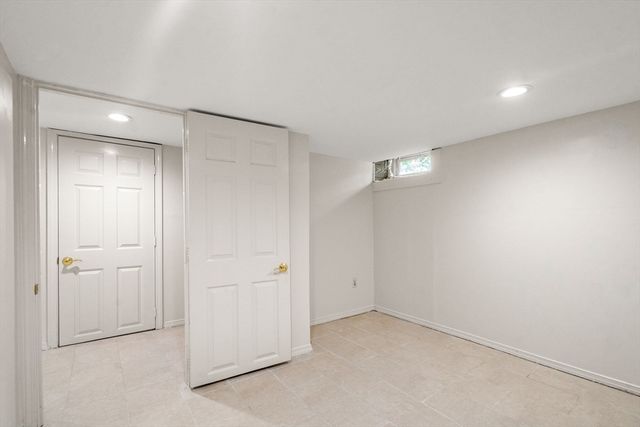 26 Winifred Ave, Worcester, MA 01602