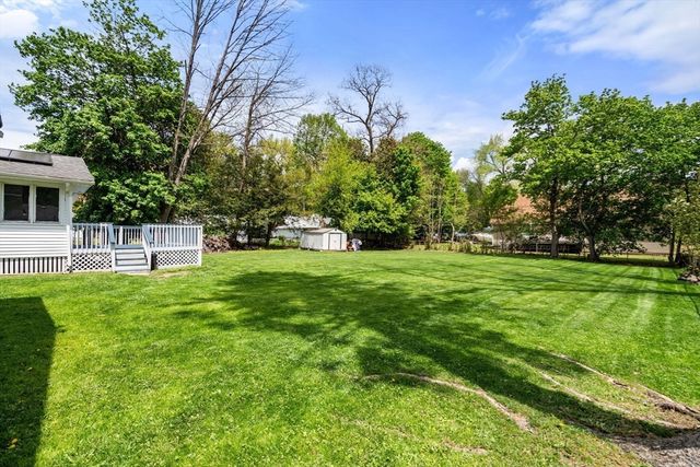 26 Winifred Ave, Worcester, MA 01602