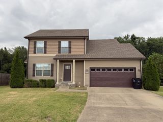113 Grassmire Dr, Clarksville, TN 37042