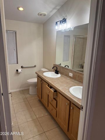 120 N VAL VISTA Drive 246, Mesa, AZ 85213
