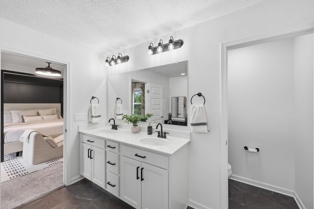 126 Avena Court, Sunbury, OH 43074