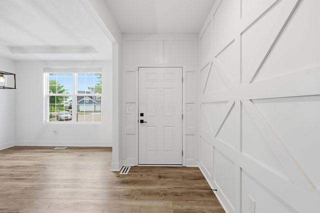 126 Avena Court, Sunbury, OH 43074