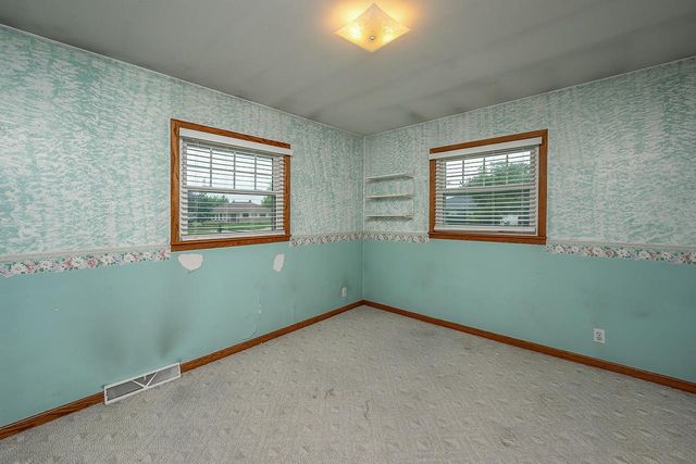 5353 S Elaine AVENUE, Cudahy, WI 53110