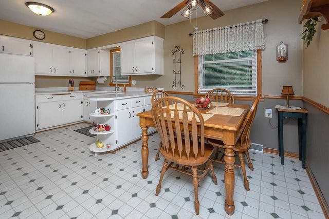 5353 S Elaine AVENUE, Cudahy, WI 53110