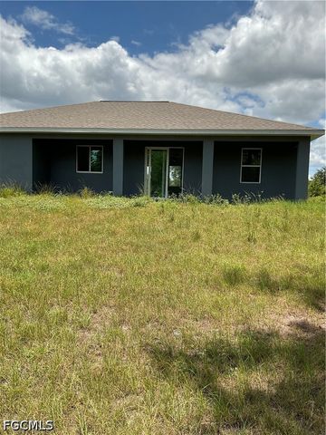 2919 52nd ST W, Lehigh Acres, FL 33971