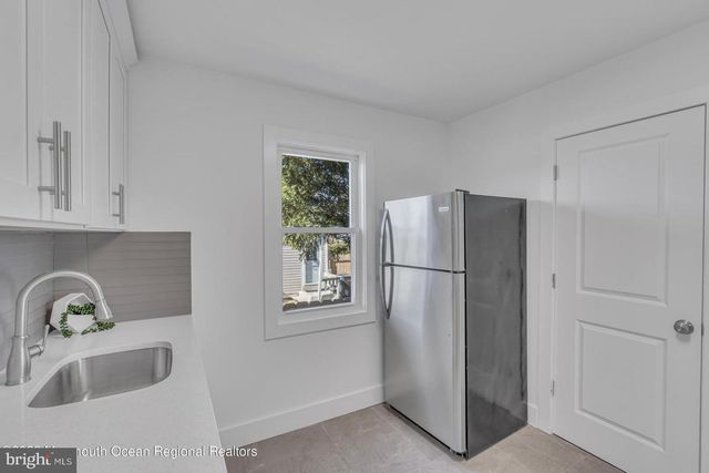 18 FISHER AVE, Neptune, NJ 07753