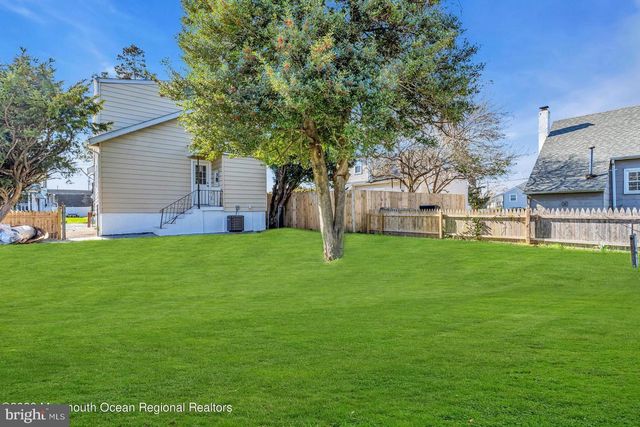 18 FISHER AVE, Neptune, NJ 07753