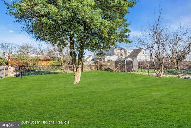 18 FISHER AVE, Neptune, NJ 07753