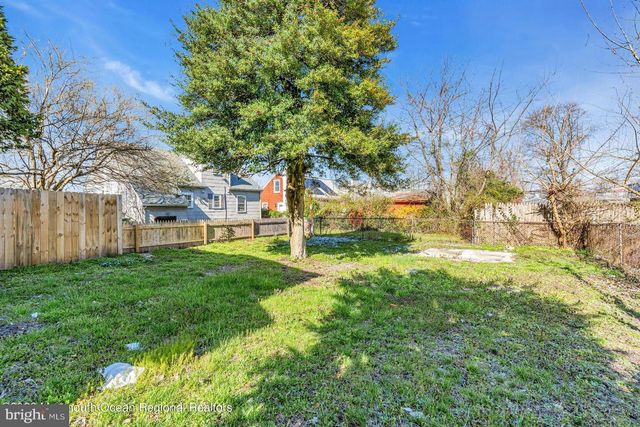 18 FISHER AVE, Neptune, NJ 07753