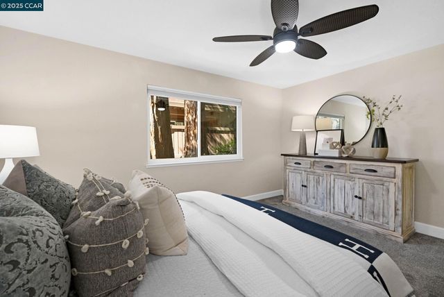 8112 Camelback Pl, Pleasant Hill, CA 94523