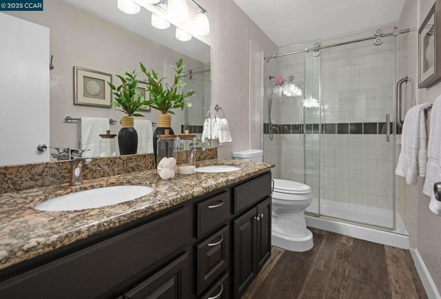 8112 Camelback Pl, Pleasant Hill, CA 94523