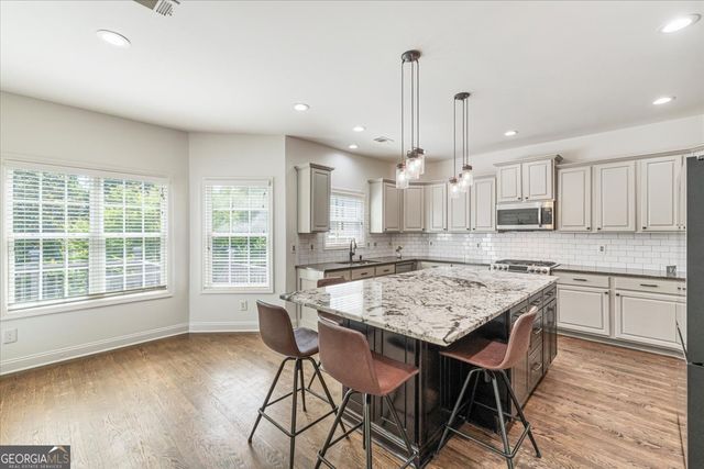 4375 Gavira Court, Cumming, GA 30040