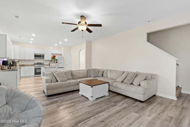 304 E Franck Street, Richlands, NC 28574
