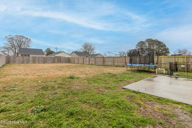 304 E Franck Street, Richlands, NC 28574
