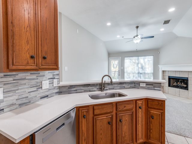 7952 Glenway Drive, Dallas, TX 75249