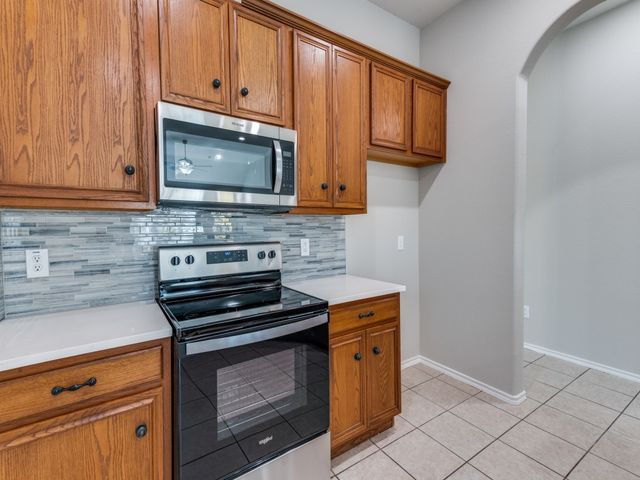 7952 Glenway Drive, Dallas, TX 75249