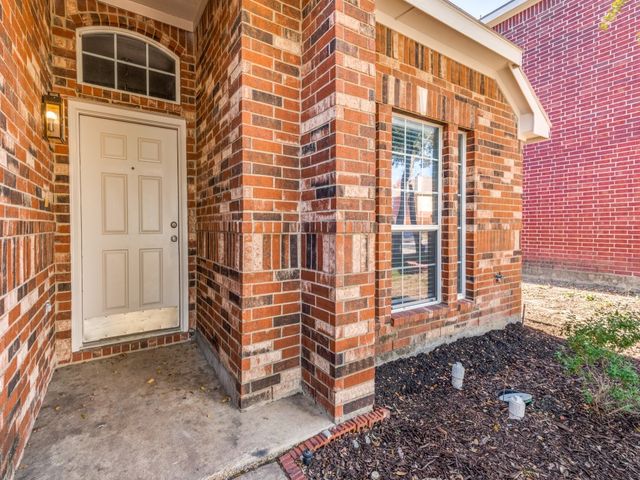 7952 Glenway Drive, Dallas, TX 75249