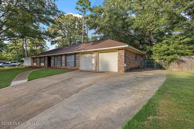 72 Fern Valley Road, Brandon, MS 39042