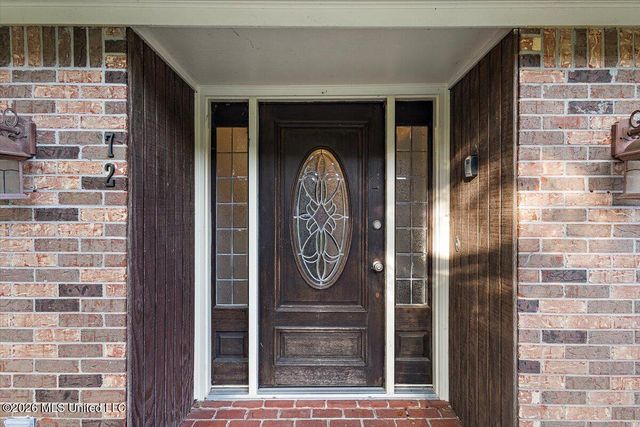 72 Fern Valley Road, Brandon, MS 39042