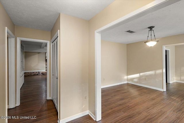 72 Fern Valley Road, Brandon, MS 39042