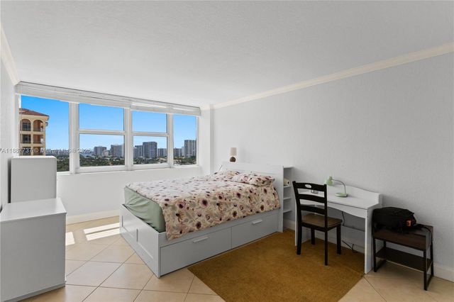 2030 S Ocean Dr 1710, Hallandale Beach, FL 33009