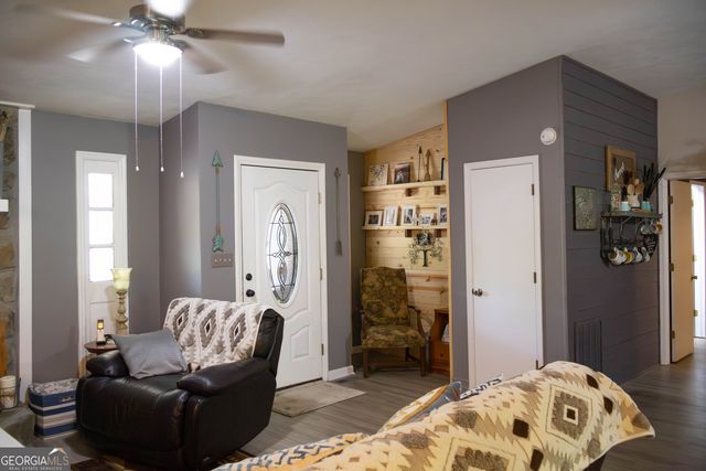 179 Country Walk, Cleveland, GA 30528