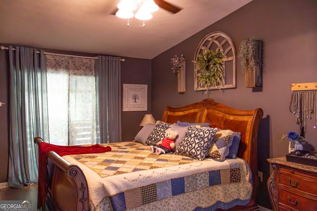 179 Country Walk, Cleveland, GA 30528